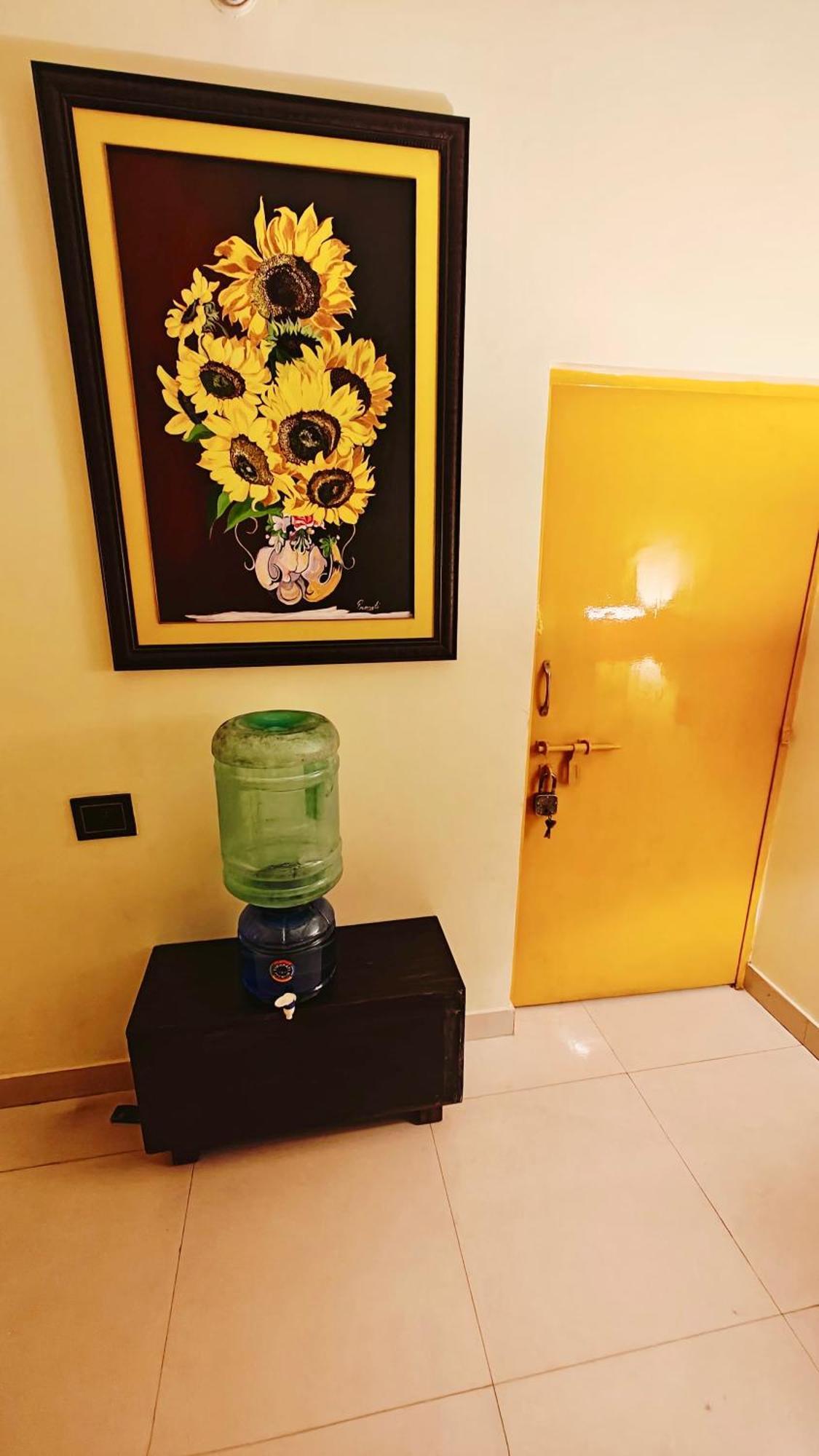 The Yellow House - Couple'S Getaway In Gomti Nagar- 1 Bhk Lucknow Extérieur photo